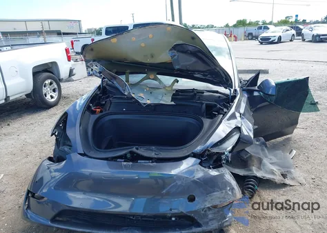 2022 Tesla Model Y Long Range Dual Motor All-Wheel Drive из США, поврежденный, VIN 7SAYGDEE8NF443194